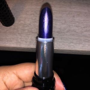 Kat Von D Vegan lipsticks